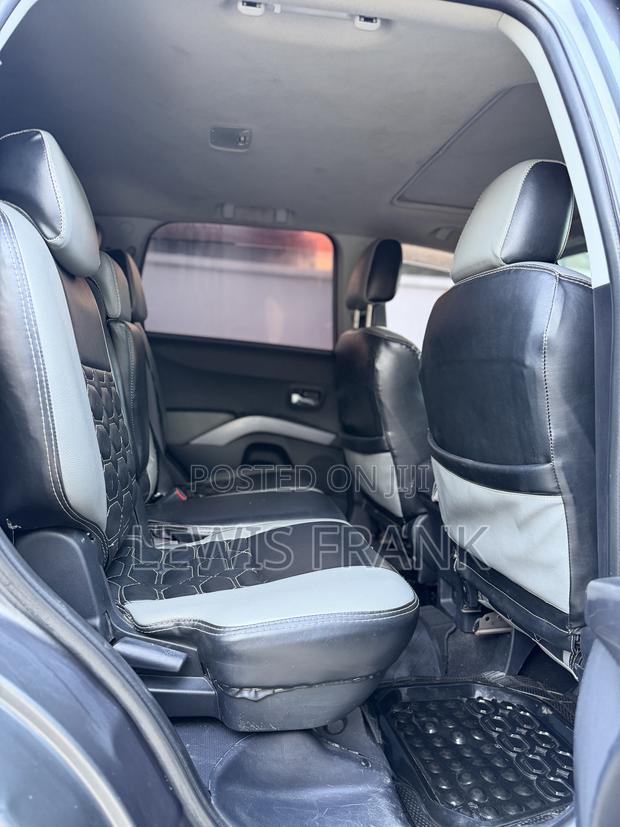 Mitsubishi Outlander 2006 Gray