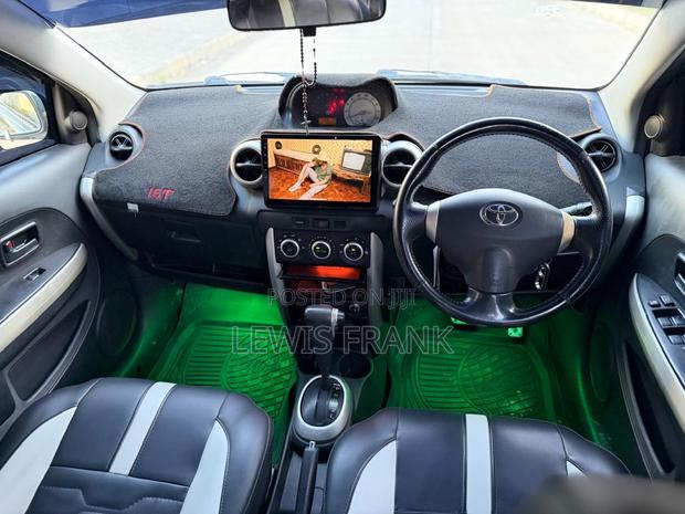 Toyota IST 2004 Black