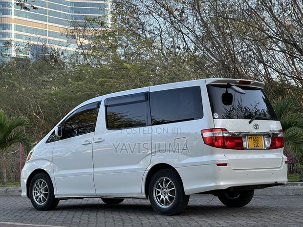 Toyota Alphard 2005 White