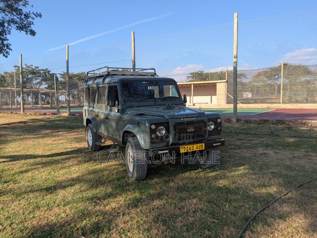 Land Rover Defender Soft Top 4x4 1995 Green