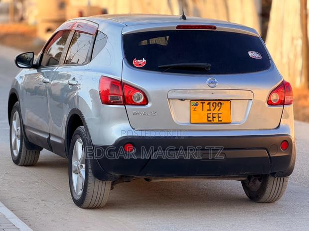 Nissan Dualis 2009 Silver