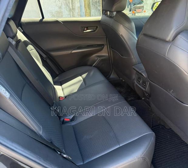 Toyota Harrier 2022 Black