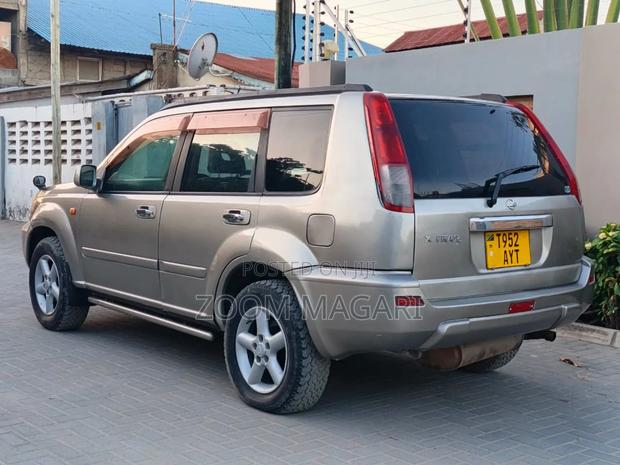 Nissan X-Trail 2009 Silver