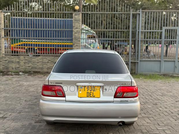 Toyota Carina 2001 Silver