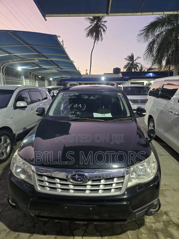Subaru Forester 2011 Black