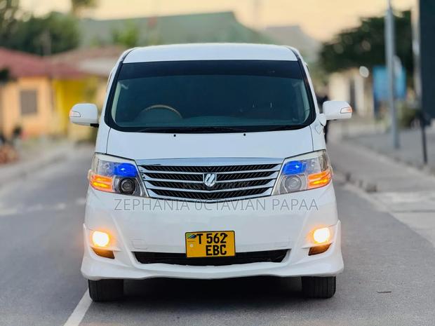 Toyota Alphard 2007 White