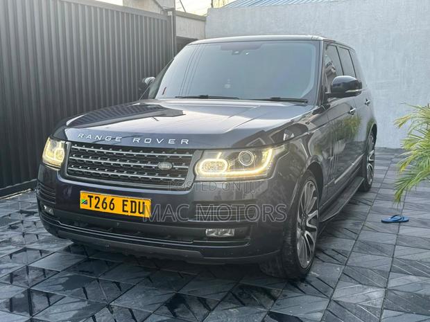 Land Rover Range Rover Vogue 2017 Blue