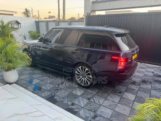 Land Rover Range Rover Vogue 2017 Blue