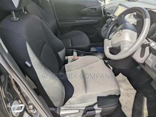 Toyota Wish 2013 Black