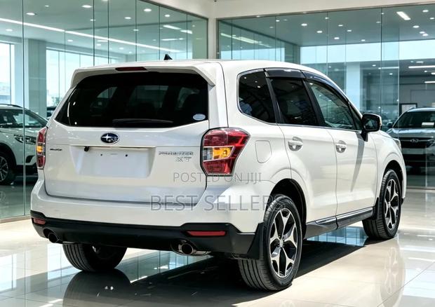 Subaru Forester 2013 Off white