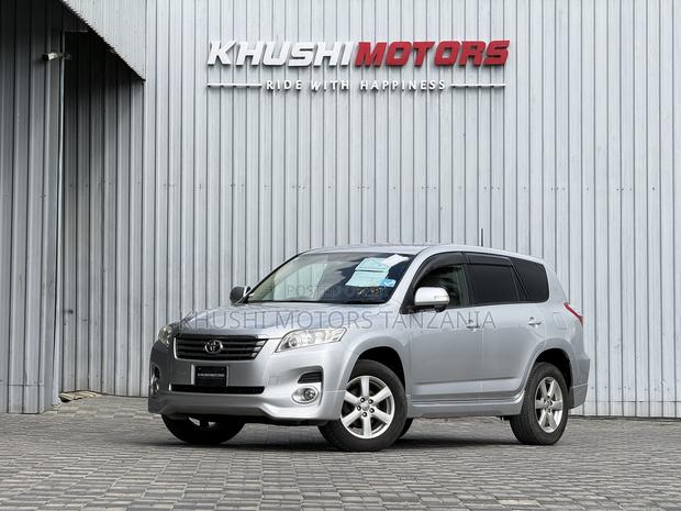 Toyota Vanguard 2008 Silver
