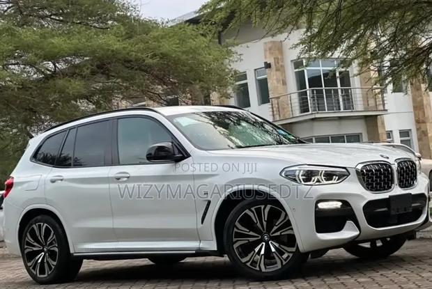 BMW X3 2019 Off white