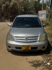 Toyota IST 2005 Silver for sale