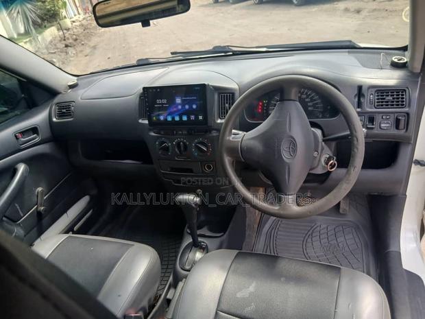 Toyota Probox 2006 White