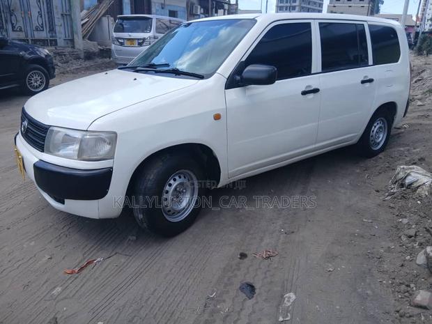 Toyota Probox 2006 White