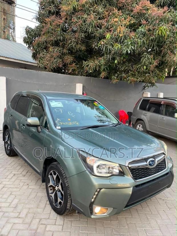 Subaru Forester 2.0XT Premium 4dr SUV AWD (2.0L 4cyl Turbo CVT) 2015
