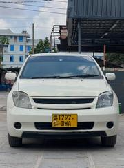 Toyota IST 2005 White for sale