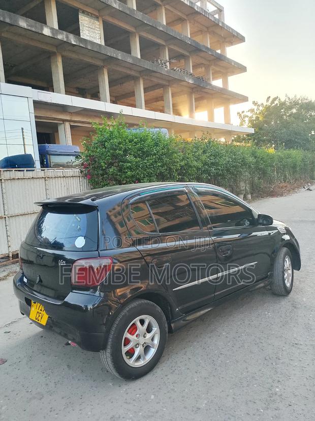 Toyota Vitz 2003 Black