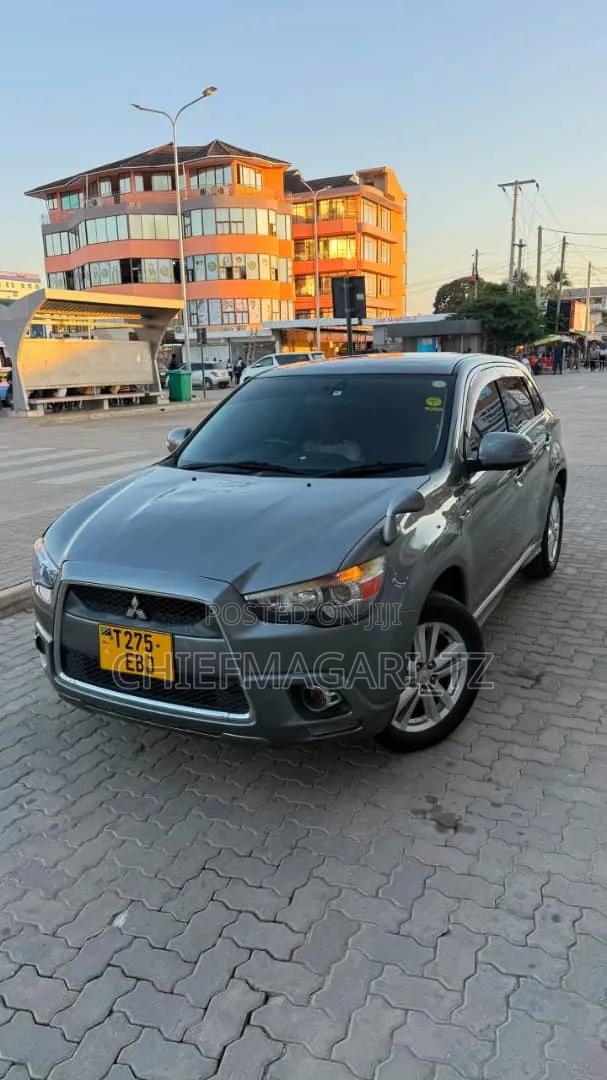 Mitsubishi RVR 2.0 2011 Gray