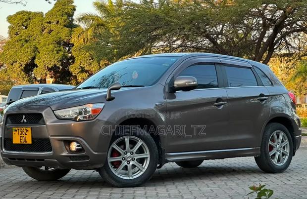 Mitsubishi RVR 2010 Gray