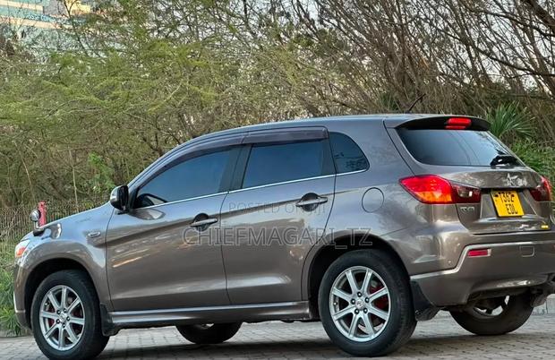 Mitsubishi RVR 2010 Gray