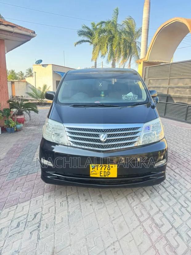 Toyota Alphard 2004 Black