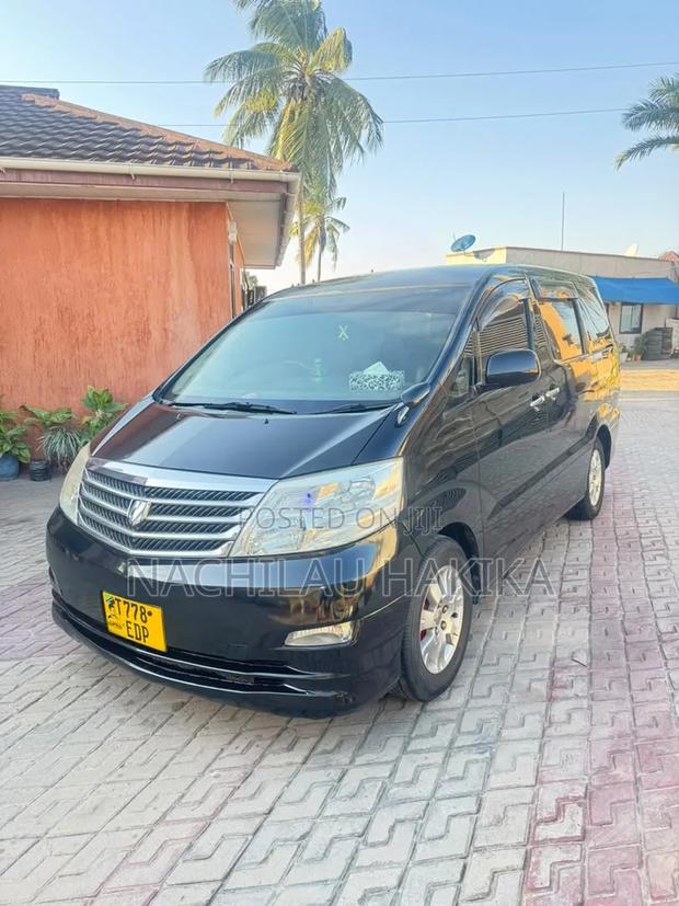 Toyota Alphard 2004 Black