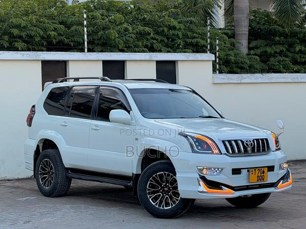 Toyota Land Cruiser Prado 2007 White