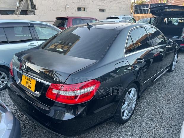 Mercedes-Benz E250 2010 Black