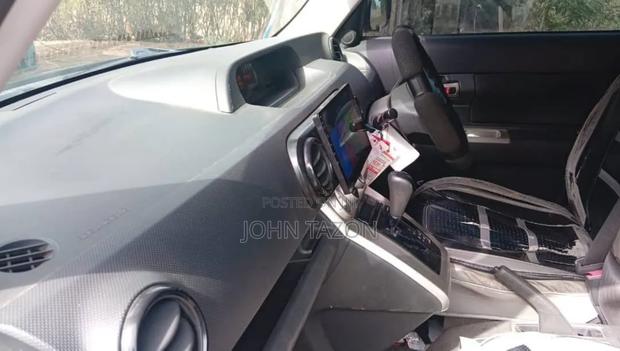 Toyota Rumion 2025 Black