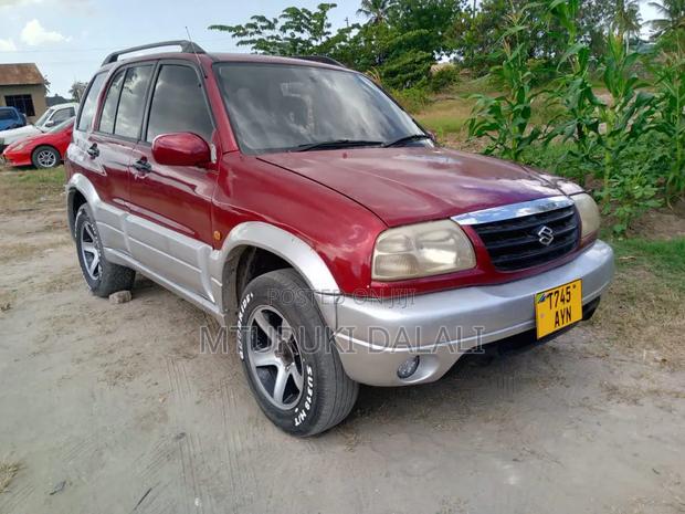 Suzuki Grand Vitara 1999 Red