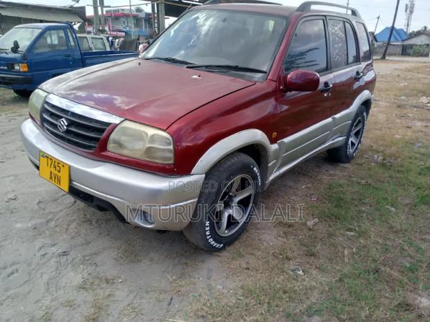 Suzuki Grand Vitara 1999 Red