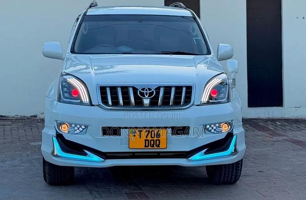 Toyota Land Cruiser Prado 2008 White