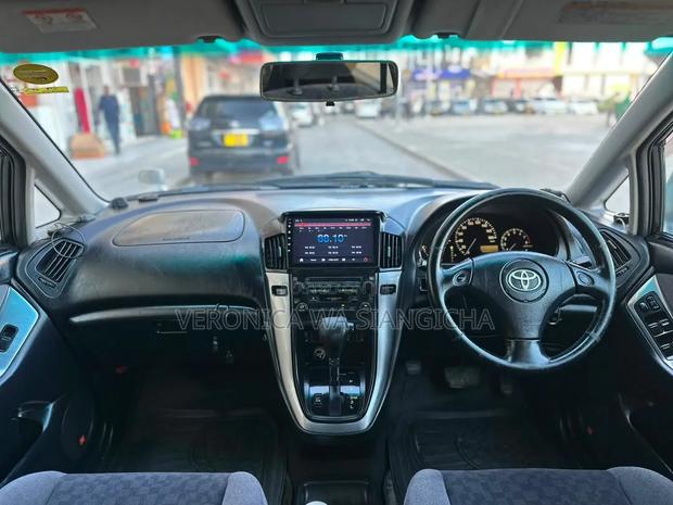 Toyota Harrier 2001 Silver