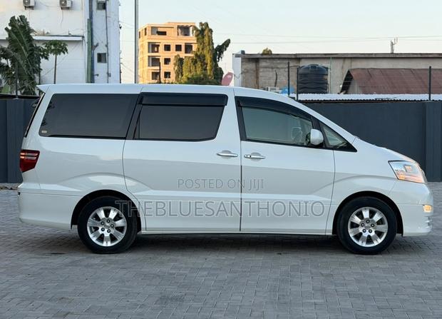 Toyota Alphard 2007 White