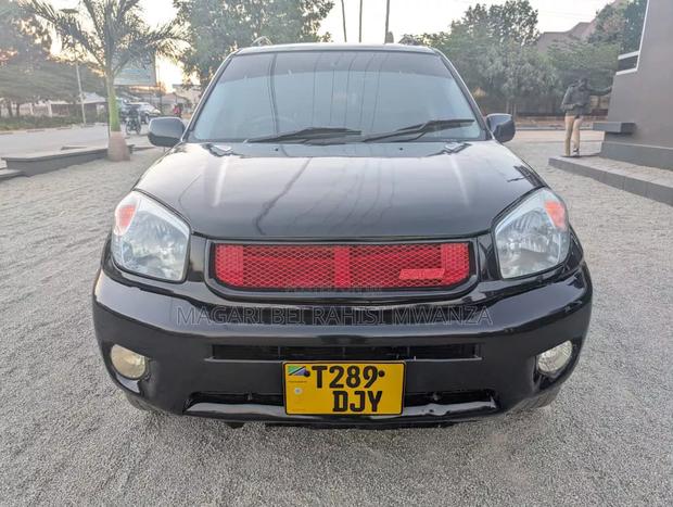 Toyota RAV4 2005 Black