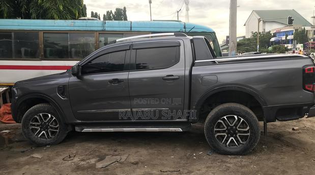 Ford Ranger Wildtrak 2024 Gray