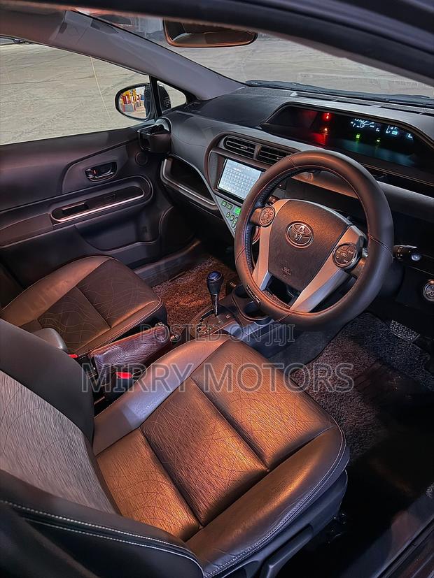 Toyota Aqua X Urban 2014 Gray