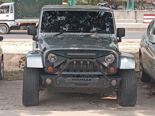 Jeep Wrangler 2011 Silver