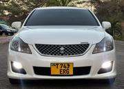 Toyota Crown 2009 Off white for sale