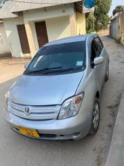 Toyota IST 2003 Silver for sale