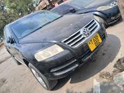Volkswagen Touareg 2012 Black for sale
