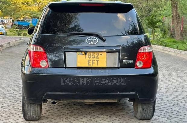 Toyota IST 2006 Black