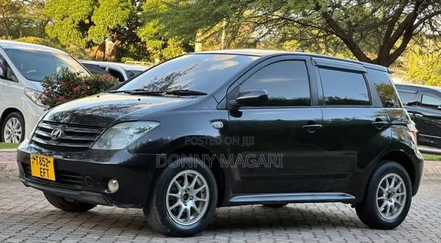 Toyota IST 2006 Black