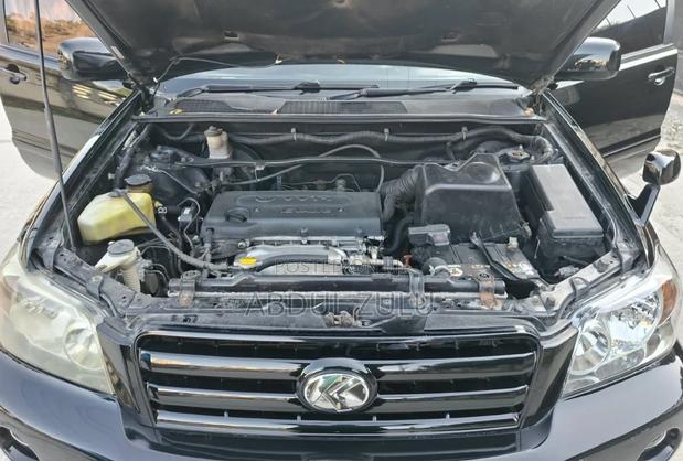 Toyota Kluger 2005 Black