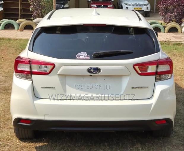 Subaru Impreza 2017 Off white