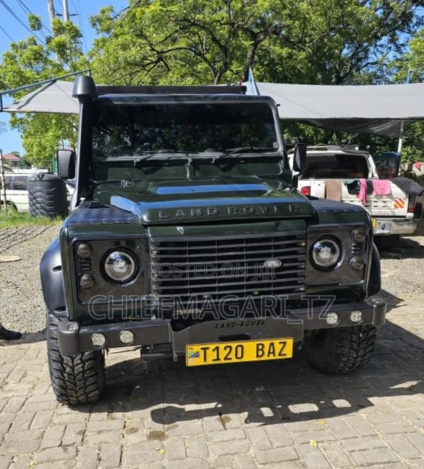 Land Rover Defender 2008 Green