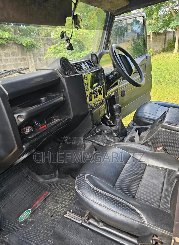 Land Rover Defender 2008 Green