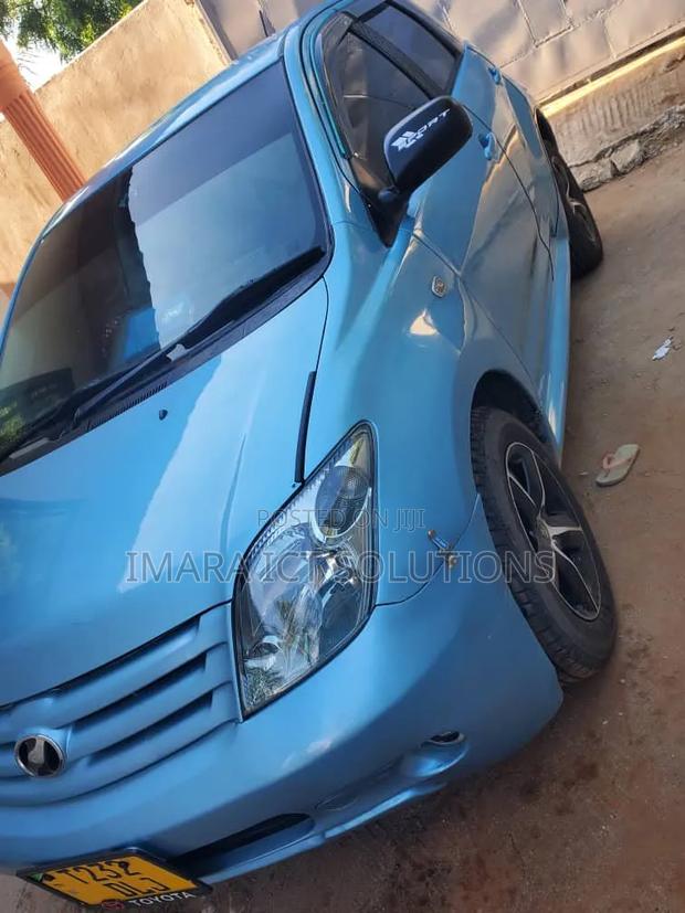 Toyota IST 2007 Blue