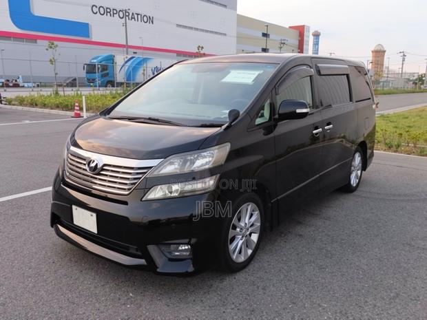 Toyota Vellfire 2009 Black